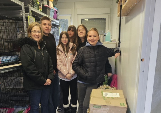 Vásárhelyis diákok adományoztak